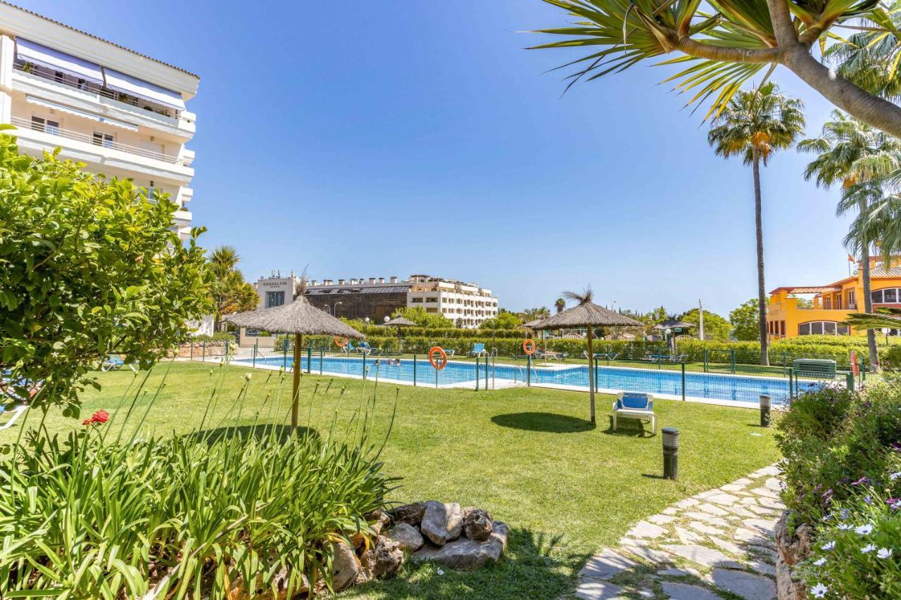 Oleholidays Costa Nagueles 2 Milla De Oro Marbella Exterior photo